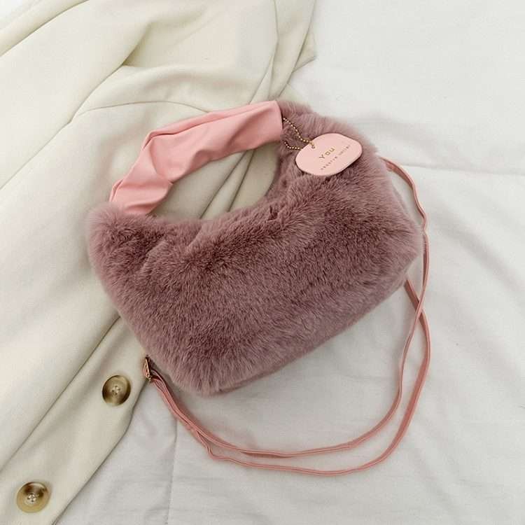 Premium sense of autumn and winter new plush crossbody bag versatile foreign-style commuter furry high value niche high-capacity female - Image 9
