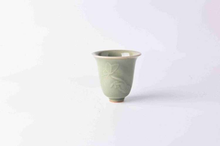 Longquan celadon bell cup - Image 9