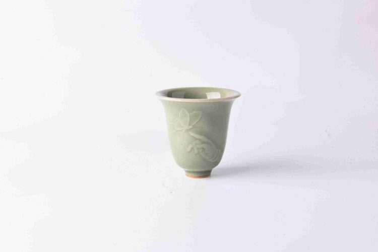 Longquan celadon bell cup - Image 4
