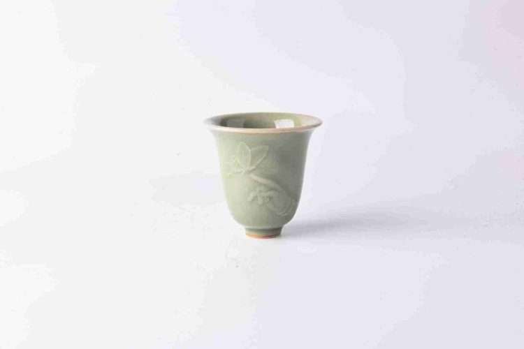 Longquan celadon bell cup - Image 2