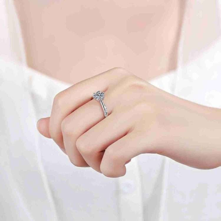 Six claws wholesale loose mouth Tongling 925 silver jewellery ring women 50 points 1 carat diamond ring - Image 6