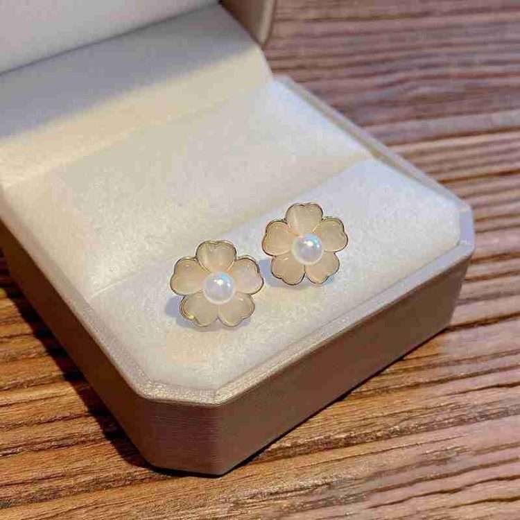 Pearl earrings French retro senior sense of earrings female temperament earrings - Image 14